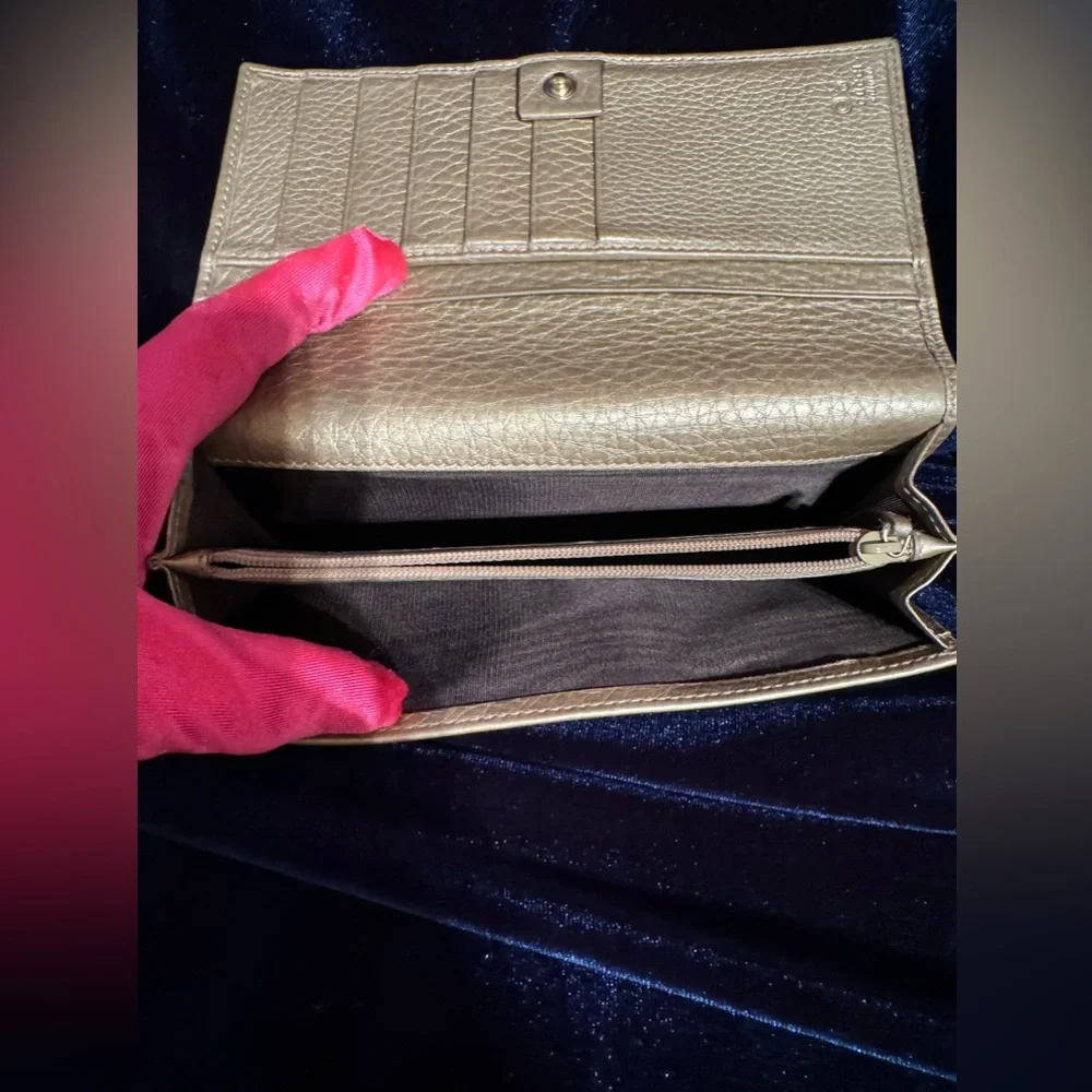 Gucci Platinum Metallic Leather Continental Wallet Authentic Made in Italy - Picture 7 of 9